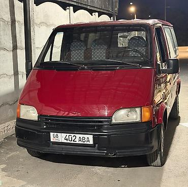 т2 транспортер: Ford Transit: 1992 г., 2.3 л, Механика, Дизель, Фургон — 6