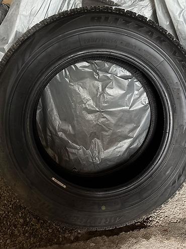 Шины 165 / 70 / R 14, Зима, Б/у, Пара, Легковые, Bridgestone