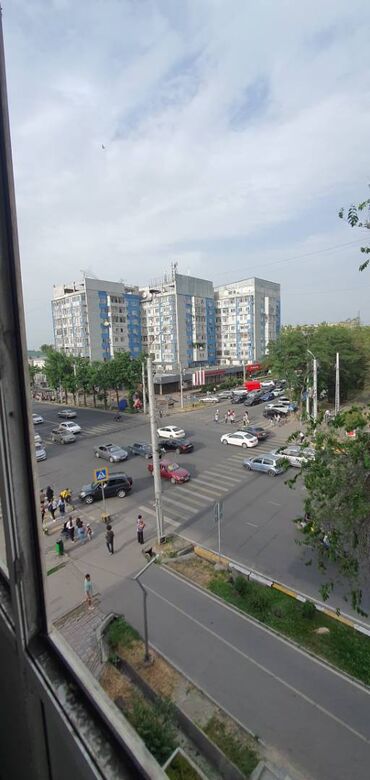 Продажа участков: 3 комнаты, 60 м², Индивидуалка, 4 этаж, Дизайнерский ремонт
