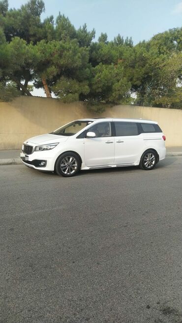 kia qiymətləri: Kia Carnival: 2.2 l | 2015 il Van/Minivan