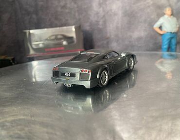 Avtomobil modelləri: 2004 il, 1:43, Dəmir, Ödənişli çatdırılma — 12