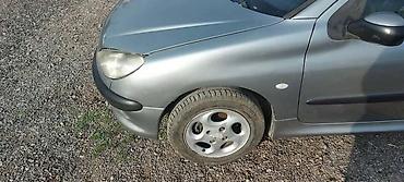 tepih crni: PEUGEOT 206 - KOMPLETAN AUTO U DELOVIMA | peugeot 206 1.1 benzinBoja — 9