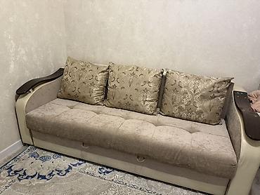 Диван-трансформер с механизмом раскладывания вперед (типа
