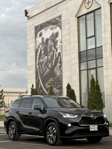 авто до 120000: Toyota Highlander: 2021 г., 2.5 л, Автомат, Гибрид, Внедорожник