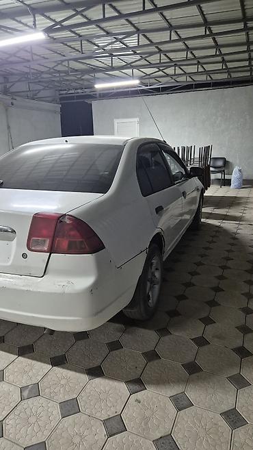 мото номер: Honda Civic: 2001 г., 1.5 л, Автомат, Бензин, Седан — 4