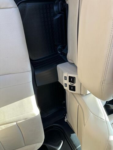 Subaru: Subaru Outback: 2016 г., 2.5 л, Вариатор, Бензин, Кроссовер at lalafo.kg — 13 Subaru: Subaru Outback: 2016 г., 2.5 л, Вариатор, Бензин, Кроссовер — 13