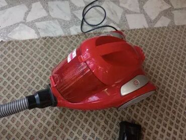 Paročistači: 1. Dirt Devil DD 2820-2 Func 2 2. DIRT DEVIL Steam cleaner. Slanje — 4