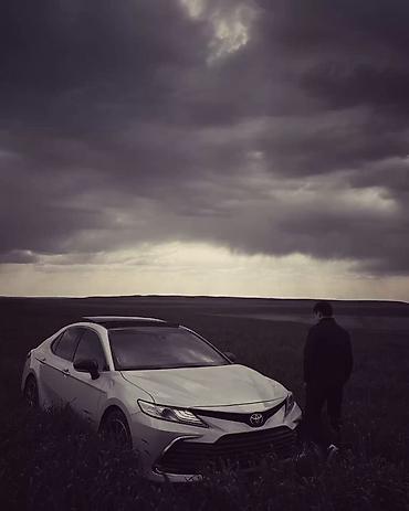 машина 2025: Toyota Camry: 2025 г., Автомат, Бензин, Седан — 1