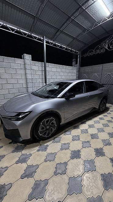 nisan march: Toyota bZ3: 2023 г., Электромобиль, Седан — 2