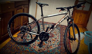 İdman velosipedləri: İşlənmiş Dağ velosipedi Trek, 28", sürətlərin sayı: 27