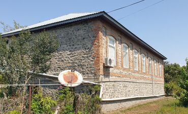əcəmi ev: 7 комнат, 198 м², Нет кредита, Средний ремонт