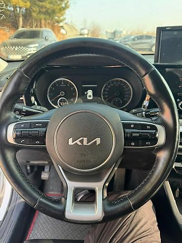 Kia: Kia K5: 2021 г., Седан — 6