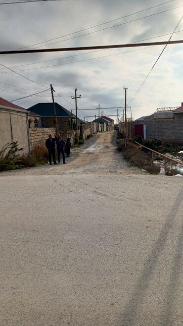 квартира в аренду баку: Binə savxoz da 1.5 sot yarım torpaq sahəsi satılır.icində 2 otaqlı