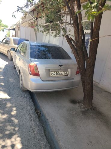 сут машине: Chevrolet Lacetti: 2008 г., 1.6 л, Механика, Бензин, Седан