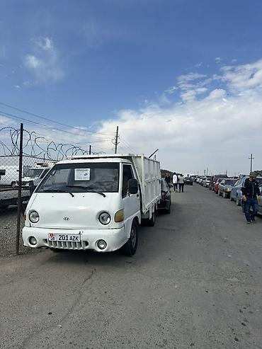 Грузовик, Hyundai, Стандарт, 3 т, Б/у at lalafo.kg Грузовик, Hyundai, Стандарт, 3 т, Б/у