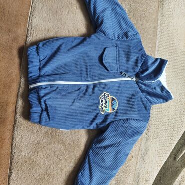 Uşaqlar üçün digər geyimlər: Usaq geyimleri,kurtkalar,jiletler,ve basqa geyimler var.ucuz satilir — 9