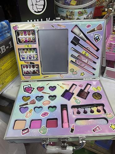 фантан: Детский чемодан‑набор для макияжа “Beauty Make Up” - Яркий — 1