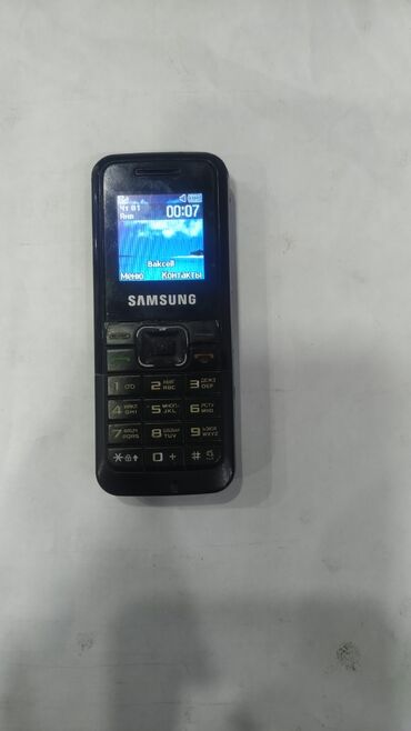samsung np300: Samsung GT-E1070, цвет - Черный, Гарантия, Кнопочный