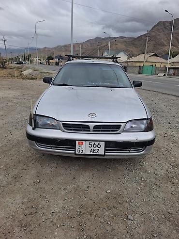 Toyota: Toyota Corolla: 1997 г., 1.6 л, Кол менен иштөөчү, Бензин, Седан — 8