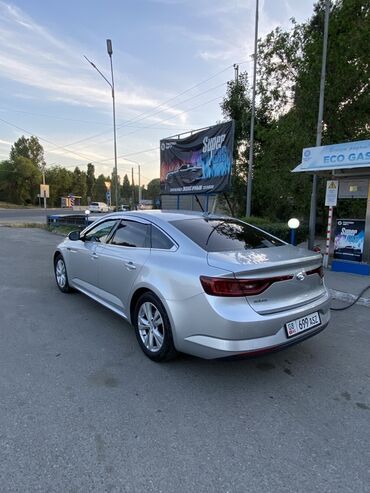 ижара авто: Автомобиль Renault Samsung Sm6 серебристого цвета. Седан с элегантным