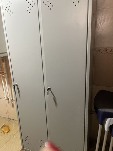 qapi olculeri: Metall şkaf – 2 bölməli, kilidli - Material: möhkəm toz boyalı metal