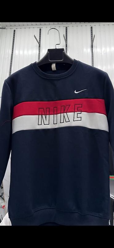 мужской свитер: Свитшоты с принтами Nike и Polo Academy - Модель: классический — 4