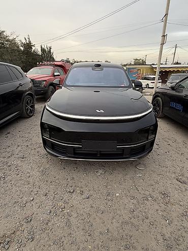 Lixiang: Lixiang L9: 2025 г., 1.5 л, Автомат, Гибрид — 2