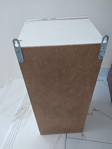balaca skaf: Divar asılan kiçik şkaf - Material: ağ laminat/MDFlam korpus, arxa — 3