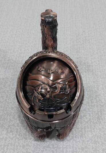 Külqabılar: Külqabı satılır. Qiyməti 25 manatdır. Təzədir. Çox az çeşidlidir — 6