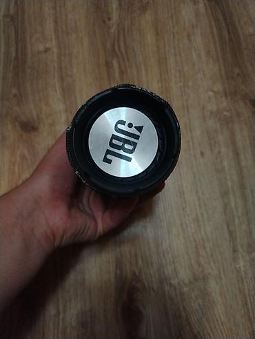 səs gucləndrici: JBL portativ Bluetooth akustik sistemi – kamuflyaj dizayn - Brend — 1
