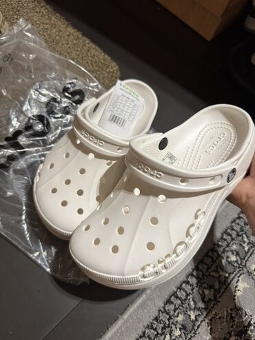 pusy гель для бровей купить бишкек: Продаются Crocs Baya Platform Clog белого цвета.Кроксы на не большой