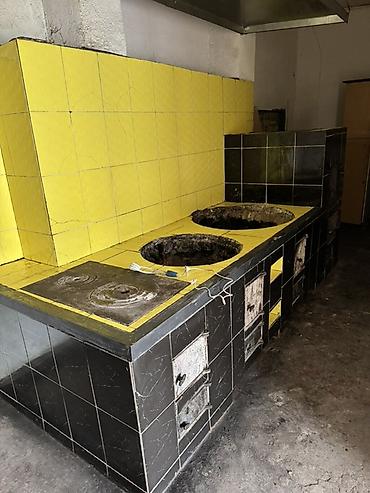 kg house: Дом с участком и большим крытым навесом - Кирпичный дом за высоким — 7