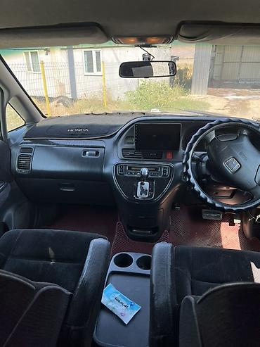 юто кун: Honda Odyssey: 2001 г., Автомат, Бензин, Минивэн — 8
