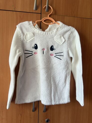 Верхняя одежда: Платье на девочку 4-5 лет 300 сом Спортивка Michael kors красная на 5 — 5