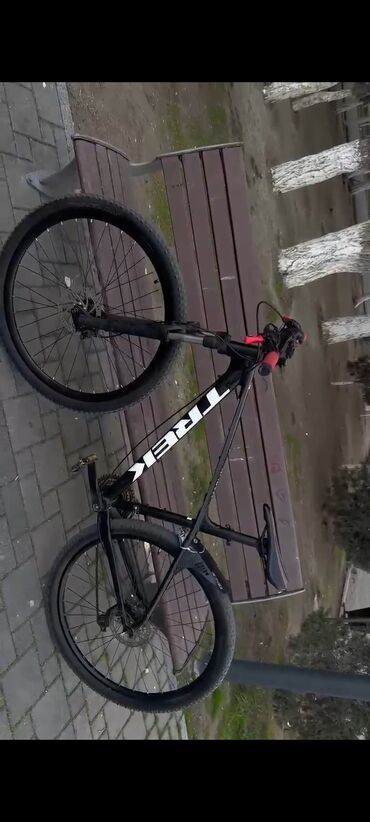 adidas velosipedi: İşlənmiş Trek velosipedi Trek, 29", sürətlərin sayı: 7, Pulsuz çatdırılma