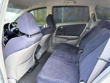 toiota rav 4: Honda Stream: 2004 г., 1.8 л, Бензин, Минивэн — 7