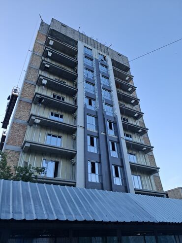 срочно продам квартиру в баку: 2 комнаты, 80 м², Элитка, 8 этаж, ПСО (под самоотделку)