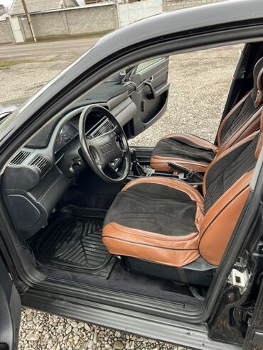 Audi: Audi 100: 1991 г., 2 л, Механика, Бензин, Седан — 18