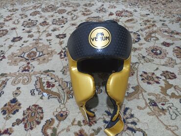 детская зимняя шапка шлем: Шлем для бокса
VENUM
Состояние Идеальное 
Торг есть