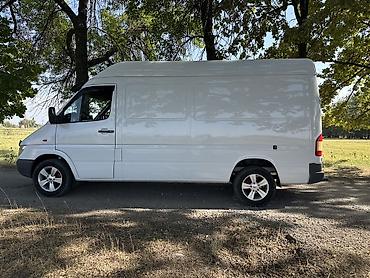 man tgm: Mercedes-Benz Sprinter фургон, белый, средняя база и высокая крыша — 5