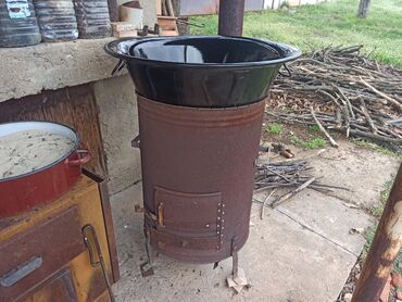 Ostala baštenska oprema: Kazan sa furunom za topljenje masti, kuvanje pekmeza itd. Furuna na lalafo.rs — 3 Ostala baštenska oprema: Kazan sa furunom za topljenje masti, kuvanje pekmeza itd. Furuna — 3