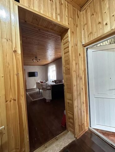 Həyət evləri və villaların satışı: 4 otaqlı, 82 kv. m, Kredit yoxdur, Orta təmir — 3