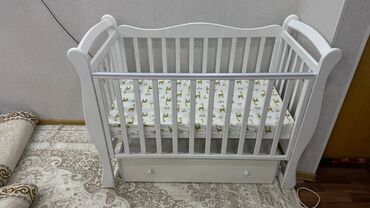 подъемный механизм для кровати: Детская кроватка-колыбель из массива (белая) - Классическая