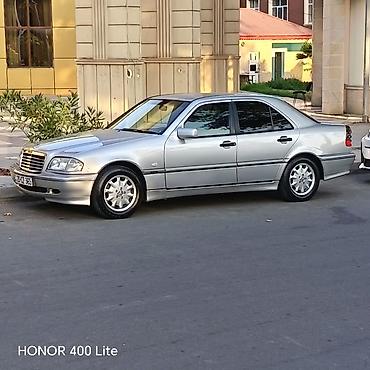 traktor farası: Mercedes-Benz C-Class: 1.8 l | 2000 il Sedan — 2
