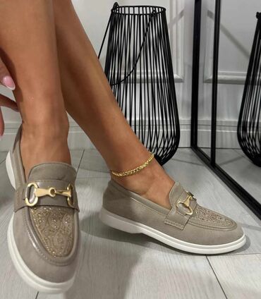 kupujem prodajem cipele: Loafers, Altramarea