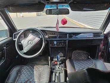 sprinter satisi: Mercedes-Benz sedan - Korpus: 4 qapılı sedan, rəngi tünd — 3