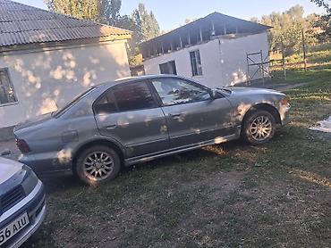 lexus sedan: Mitsubishi Galant: 2001 г., Механика, Бензин, Седан — 2