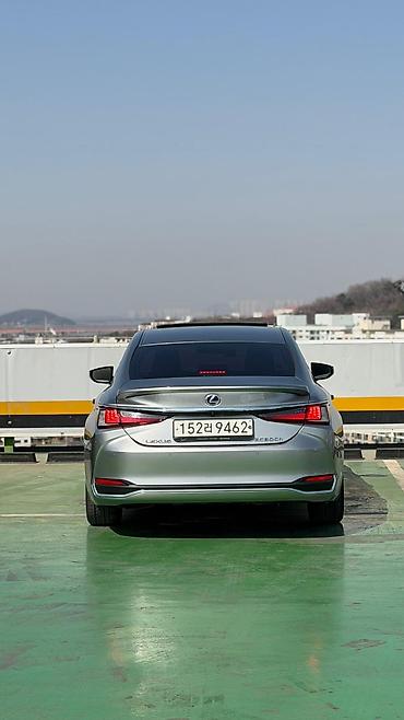 Lexus: Lexus ES: 2020 г., 2.5 л, Гибрид — 4