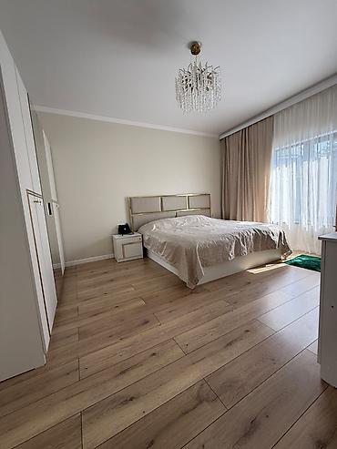 Үйлөрдү сатуу: 4 бөлмө, 130 м², 6 соток, Бишкек, Кыймылсыз мүлк агенттиги — 5