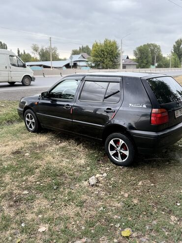 автомобиль хонда фит: Volkswagen Golf: 1992 г., 1.8 л, Механика, Бензин, Хетчбек